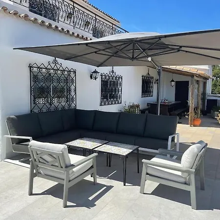 וילה Beautiful Renovated Hilltop And Heated Pool *