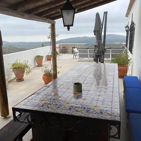 וילה Beautiful Renovated Hilltop And Heated Pool