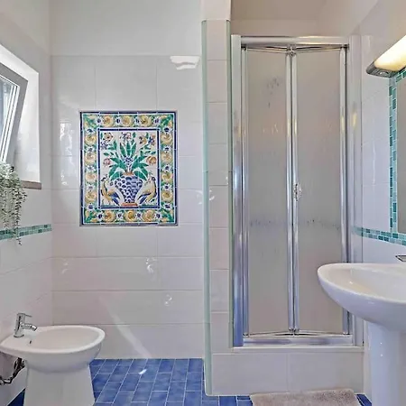 וילה Beautiful Renovated Hilltop And Heated Pool
