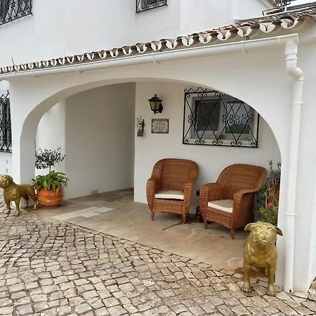 Beautiful Renovated Hilltop And Heated Pool Villa