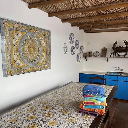 Beautiful Renovated Hilltop And Heated Pool São Brás de Alportel
