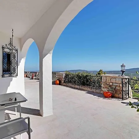 Beautiful Renovated Hilltop And Heated Pool Villa *