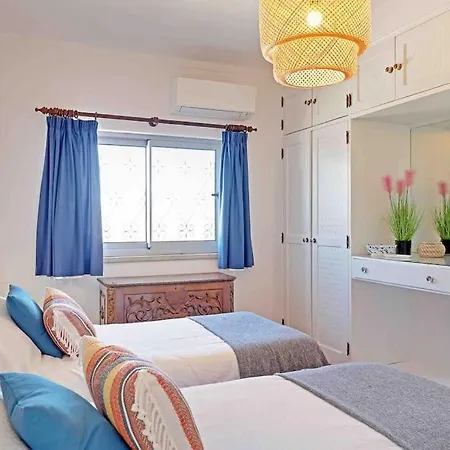 Villa Beautiful Renovated Hilltop And Heated Pool *
