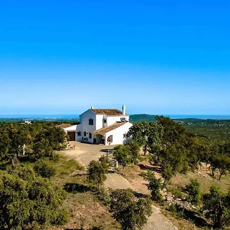Beautiful Renovated Hilltop And Heated Pool Villa *