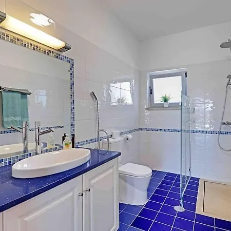 Beautiful Renovated Hilltop And Heated Pool * 사우 브라스 드 알포르텔